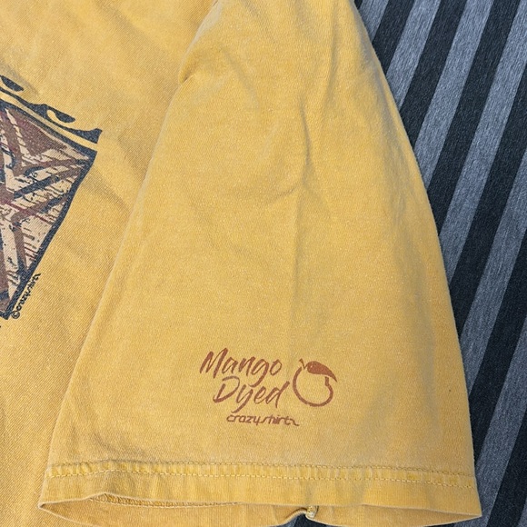 Crazy Shirts | Men’s Hawaii Short Sleeve T-Shirt | Size X-Large - Picture 4 of 4